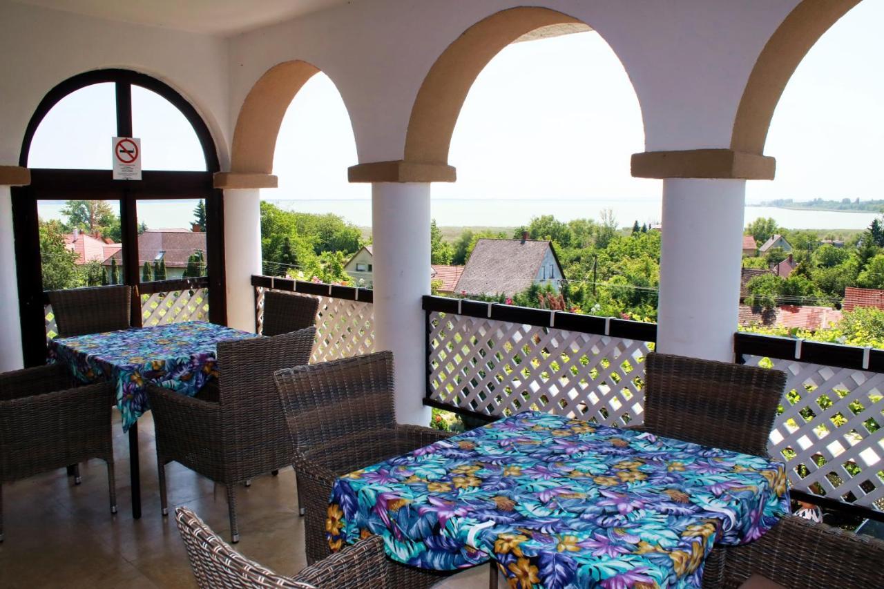Pigal Panzio Bed & Breakfast Badacsonyörs Екстериор снимка