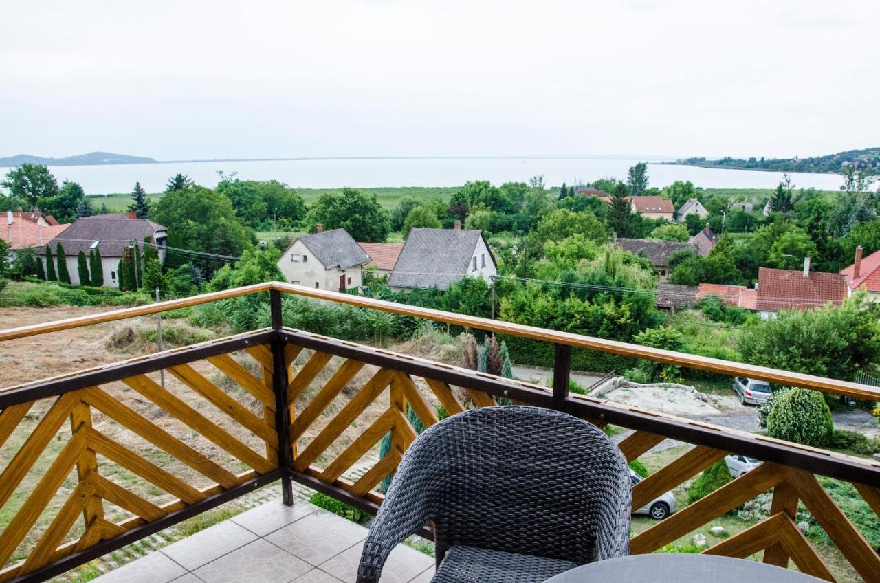 Pigal Panzio Bed & Breakfast Badacsonyörs Екстериор снимка